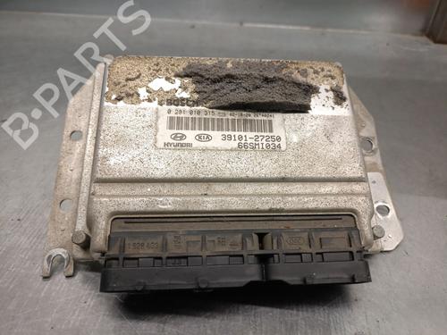 Used Engine control unit (ECU) HYUNDAI SANTA FÉ I (SM) 2.0 CRDi 4x4 (113 hp) 19323510