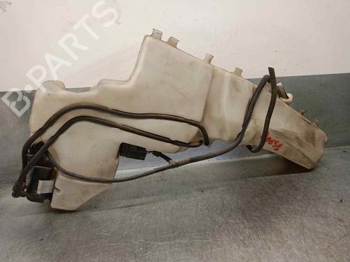 Used Windscreen washer tank FORD FOCUS II (DA_, HCP, DP) [2004-2013]  18413081