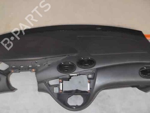 Used Dashboard FORD FOCUS I (DAW, DBW) 1.6 16V (100 hp) 2077615