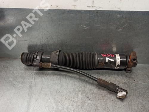 Used Left rear shock absorber Left rear shock absorber MERCEDES-BENZ E-CLASS T-Model (S124) E 200 T (124.079) (136 hp) 10989098 10989098