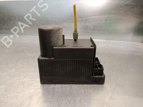 Used Comfort control module MERCEDES-BENZ C-CLASS (W202) C 250 D (202.125) (113 hp) 19140023