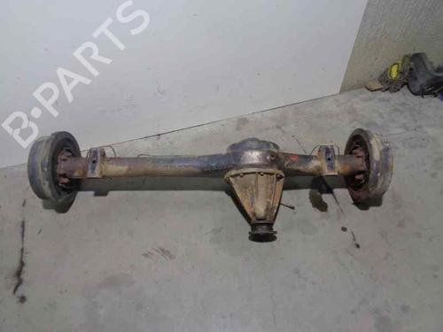 Used Rear axle NISSAN PATROL III/2 Station Wagon (W260) [1988-1998]  6874402