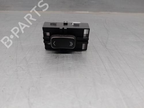 Used Right rear window switch CADILLAC SRX 3.6 (258 hp) 16852223