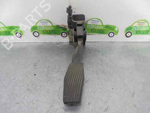 Used Pedal OPEL ZAFIRA A MPV (T98) 2.0 DTI 16V (F75) (101 hp) 2091167