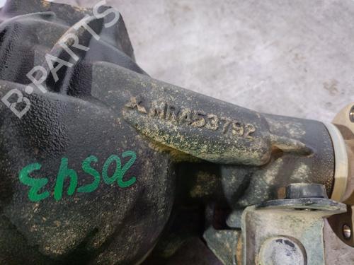 Front differential MITSUBISHI PAJERO IV (V8_W, V9_W) 3.2 DI-D 4WD (V98W, V88W) | BP19054553M23 