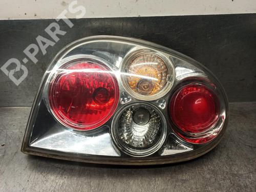 right-taillight-renault-megane-i-coach-da01_-16-16v-da0b-da04-da11-7700428057-1996-1997-1998-1999-2000-2001-2002-2003-10961070 main image