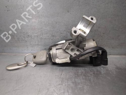 Contactslot TOYOTA YARIS (_P1_) 1.4 D-4D (NLP10_, NLP10R) (75 hp) 17974242