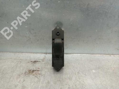 Used Right front window switch Right front window switch MITSUBISHI GRANDIS (NA_W) 2.0 DI-D (NA8W) (136 hp) 8257297 8257297