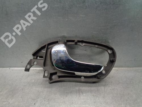 Used Front left interior door handle Front left interior door handle SEAT LEON (1M1) 1.9 TDI (90 hp) 9664408 9664408