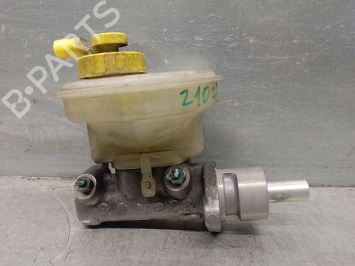 Used Brake master cylinder SEAT CORDOBA (6K1, 6K2) 1.4 i (60 hp) 19524067