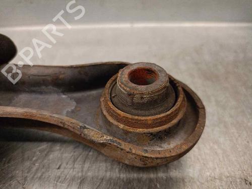 Right rear suspension arm MITSUBISHI OUTLANDER II (CW_W) 2.0 DI-D (CW8W) | BP18200353M15 