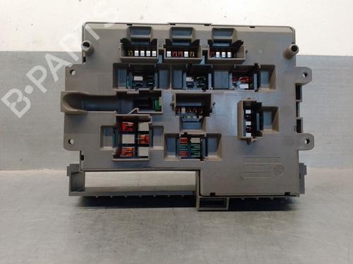 Fuse box BMW 3 Convertible (E93) 320 i | BP19092334E1 