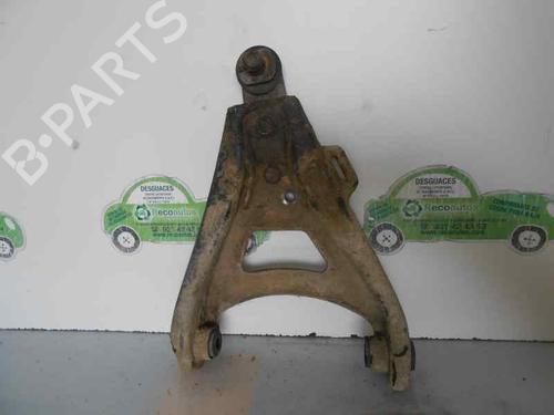 Used Right front suspension arm RENAULT RAPID Box Body/MPV (F40_, G40_) [1985-2001]  2425771