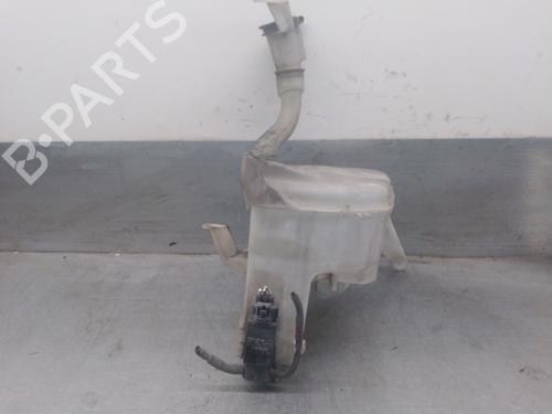 Used Windscreen washer tank TOYOTA PREVIA II (_R3_) 2.4 (ACR30) (156 hp) 19450153