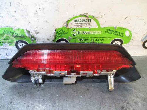 Used Third brake light Third brake light TOYOTA YARIS (_P1_) 1.4 D-4D (NLP10_, NLP10R) (75 hp) 2082736 2082736