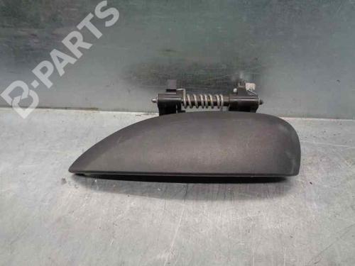 front-left-exterior-door-handle-dacia-sandero-ii-tce-90-b8m1-b8ma-b8ac-806070421r-2012-8101886 main image