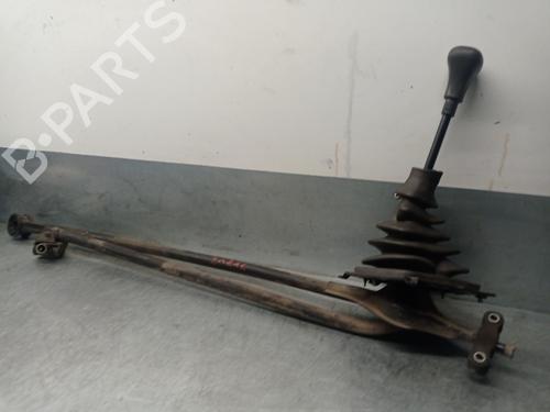 Used Gear lever ROVER MONTEGO 2.0 GTi (117 hp) 19924849