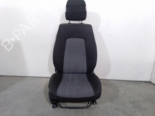 Used Right front seat KIA CEE'D Hatchback (ED) 1.6 CRDi 115 (115 hp) 18153288