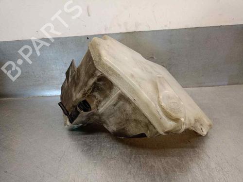 Used Windscreen washer tank BMW 3 (E46) 320 d (136 hp) 18112904