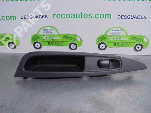 right-rear-window-switch-nissan-qashqai-ii-suv-j11-j11_-15-dci-829604ea0a-2013-2245032 main image
