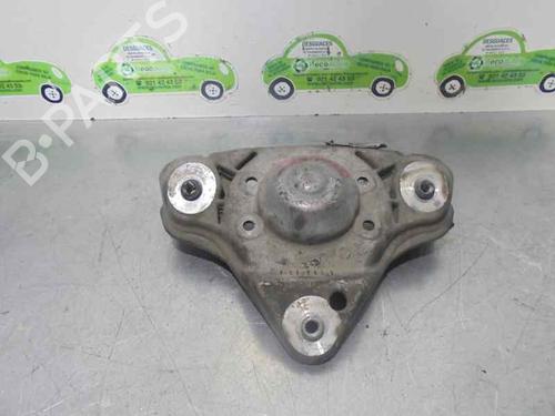 Braccio di sospensione anteriore sinistra VW PASSAT B5 (3B2) 1.9 TDI (115 hp) 8290253