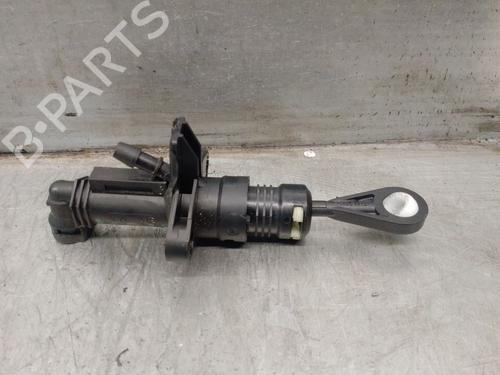 Clutch slave cylinder SEAT IBIZA V (KJ1, KJG) 1.0 TGI | BP19575153M113 