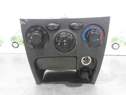 Used Climate control HYUNDAI SANTA FÉ I (SM) [2000-2006]  3185655