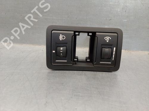 Used Headlight switch HYUNDAI i30 (FD) [2007-2012]  17898394