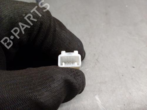 Seat buckle TOYOTA PRIUS (_W3_) 1.8 Hybrid (ZVW30) | BP19142704I32