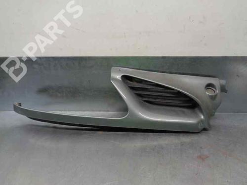 Used Front grille Front grille RENAULT MEGANE I (BA0/1_) 1.9 dTi (BA08, BA0N) (98 hp) 8139586 8139586