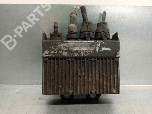 engine-control-unit-ecu-renault-laguna-i-b56_-556_-22-d-b56f2-7700106072-1993-1994-1995-1996-1997-1998-1999-2000-2001-2002-10536282 main image