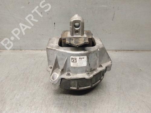 Used Engine mount BMW 3 Touring (G21, G81) 320 i (184 hp) 17479347