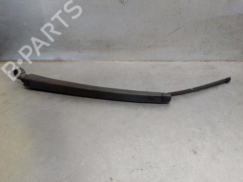 Used Rear windshield wiper arm SKODA OCTAVIA III (5E3, NL3, NR3) 1.6 TDI (115 hp) 19493133