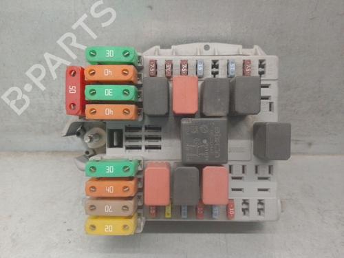 Used Fuse box FIAT LINEA (323_, 110_) 1.3 D Multijet (323AXB11, 323AXB1A) (90 hp) 19166970