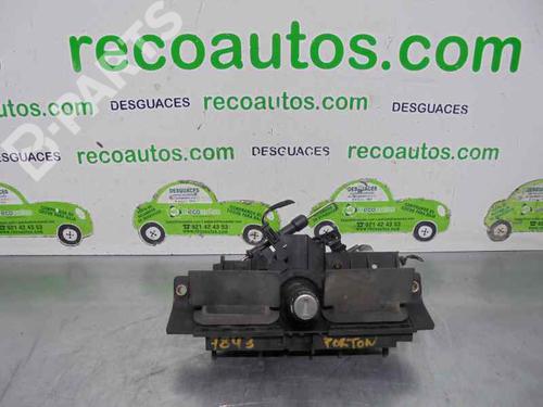 Used Tailgate handle Tailgate handle AUDI A6 C5 (4B2) 2.5 TDI (150 hp) 2064790 2064790