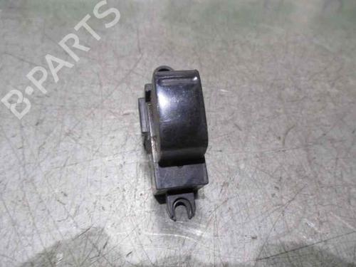 Used Right rear window switch NISSAN PRIMERA (P12) 1.9 dCi (120 hp) 2068386