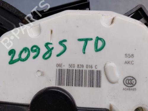 Rear right lock SKODA OCTAVIA III (5E3, NL3, NR3) 1.6 TDI | BP19486020C99 