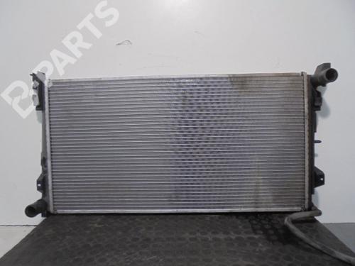 Used Water radiator Water radiator CHRYSLER VOYAGER IV (RG, RS) 2.4 (151 hp) 10030666 10030666