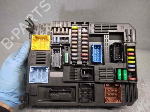 Fuse box CITROËN C4 Grand Picasso II (DA_, DE_) 1.2 THP 130 | BP18345222E1 