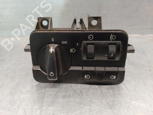 Used Headlight switch BMW 3 (E46) 320 d (150 hp) 18348111
