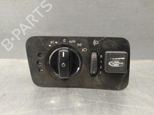 Forlygtekontakt MERCEDES-BENZ CLS (C219) CLS 350 (219.356) (272 hp) 17752999