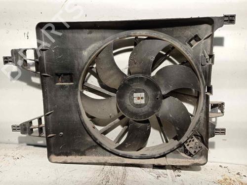 Used Radiator fan RENAULT KANGOO / GRAND KANGOO II (KW0/1_) 1.6 16V (KW03, KW09, KW0D, KW0U, KW0W, KW13) (106 hp) 18270370