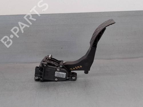 Pedal SEAT LEON (1M1) 1.9 TDI (110 hp) 18119418
