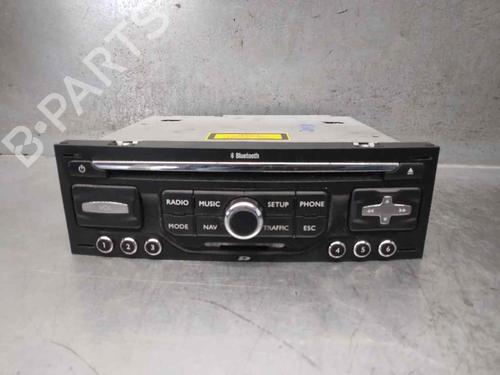 Radio PEUGEOT 5008 (0U_, 0E_) 2.0 HDi 150 / BlueHDi 150 (150 hp) 18110669