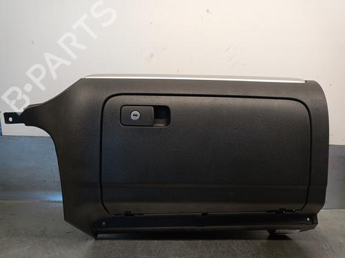 Used Glove box VW GOLF VI (5K1) 1.4 TSI (122 hp) 18050771