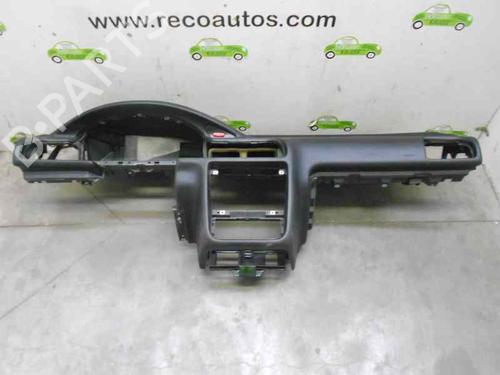 Used Dashboard PEUGEOT 406 (8B) 2.0 HDI 110 (109 hp) 2075170
