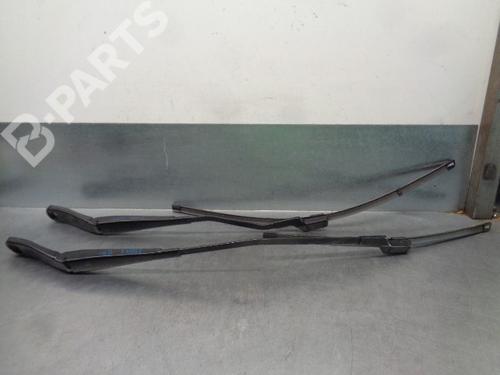 front-wipers-mechanism-volvo-v40-hatchback-525-d2-31276060-31276059-2012-2013-2014-2015-2016-2017-2018-2019-9970701 main image