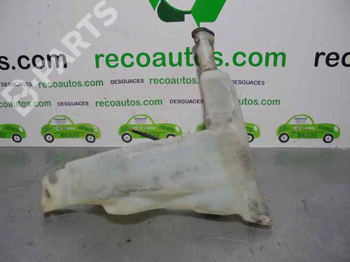 Used Windscreen washer tank Windscreen washer tank RENAULT MASTER II Van (FD) 2.5 dCi (120 hp) 7444125 7444125