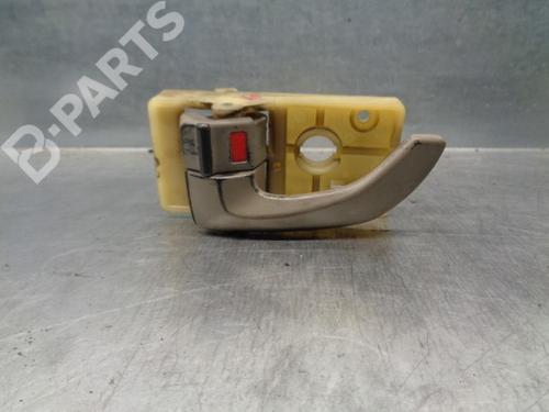 Used Front left interior door handle Front left interior door handle HYUNDAI TUCSON (JM) 2.0 CRDi (113 hp) 8908224 8908224