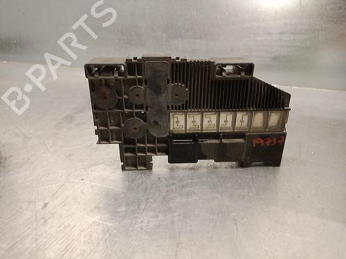 Fuse box SUZUKI GRAND VITARA II (JT, TE, TD) 1.9 DDiS All-wheel Drive (JT419, TD44, JB419WD, JB419XD,... | BP19100381E1 